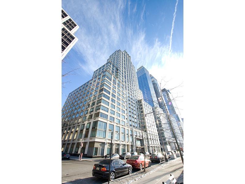 The Avery Condominium 100 Riverside Boulevard One Bedroom Apartment For