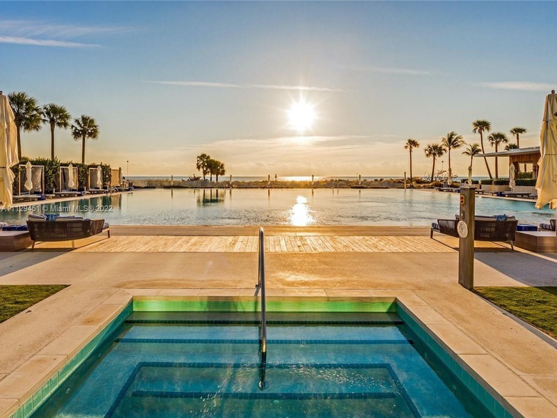 350 Ocean Dr,Key Biscayne,FL 33149,USA, Key Biscayne, FL, 33149 2 BR