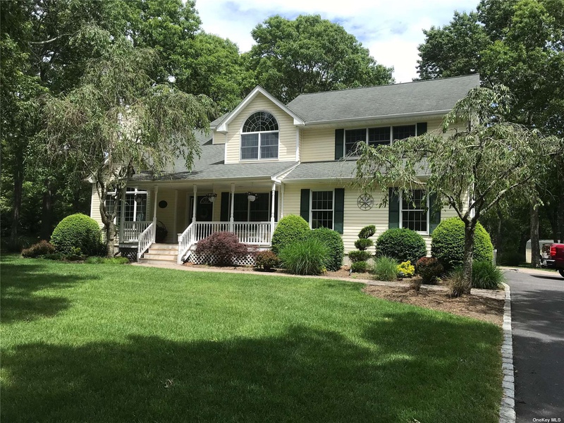 1 Shagbark Lane, Speonk, New York, 11972 5 BR for sale, Residential