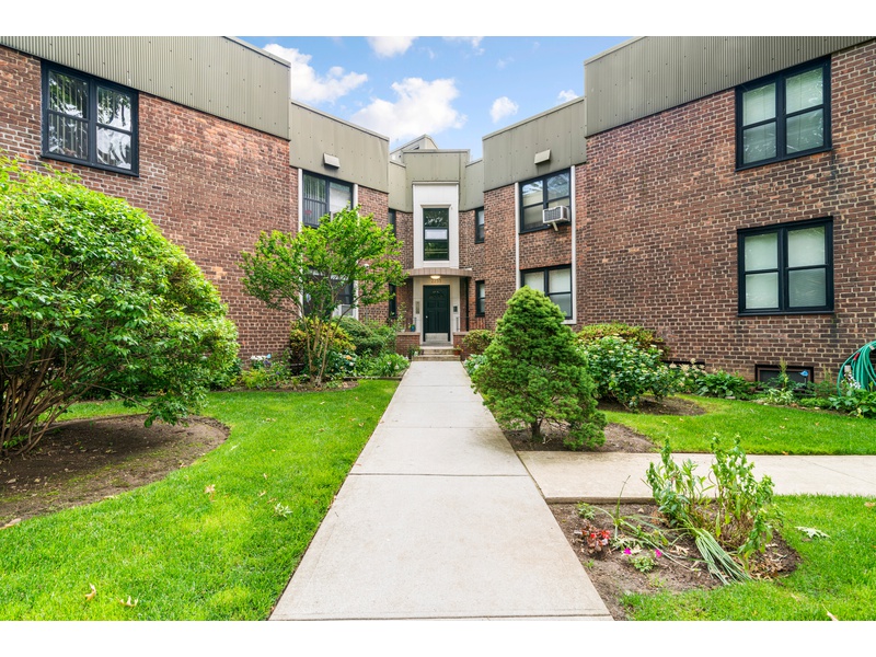 2255 78th St, Queens, NY, 11370 1 BR for sale, Condo sales Nest