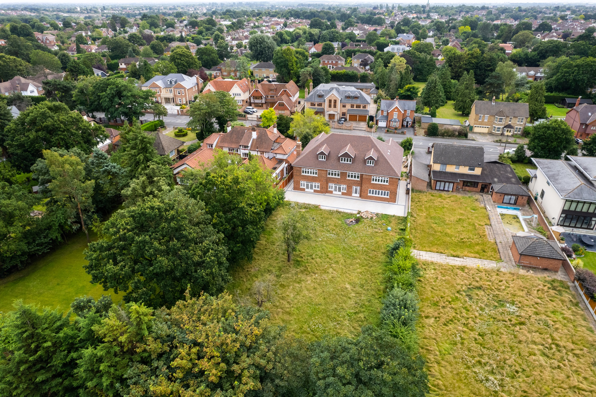 41 Parkstone Ave, Hornchurch, Greater London, RM11 Nest Seekers