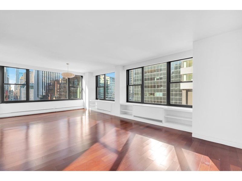 117 East 57th Street, New York, NY, 10022 2 BR for sale, apartment