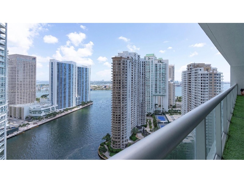 495 Brickell Ave, Miami, FL, 33131 2 BR for sale, Residential sales