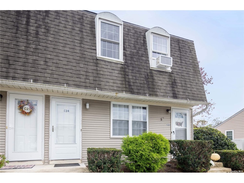 1000 9th Street, Greenport, NY, 11944 1 BR for sale, Residential