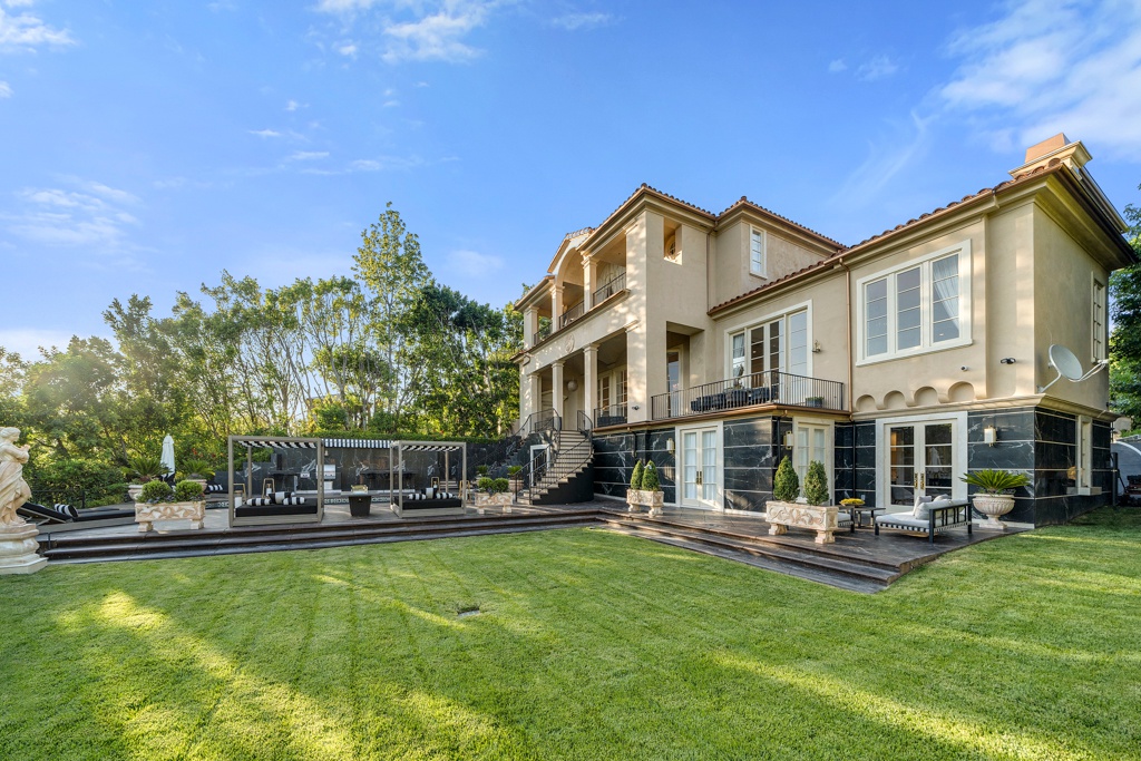 2223 Queensborough Ln, Los Angeles, CA, 90077 5 BR for sale, Mansion
