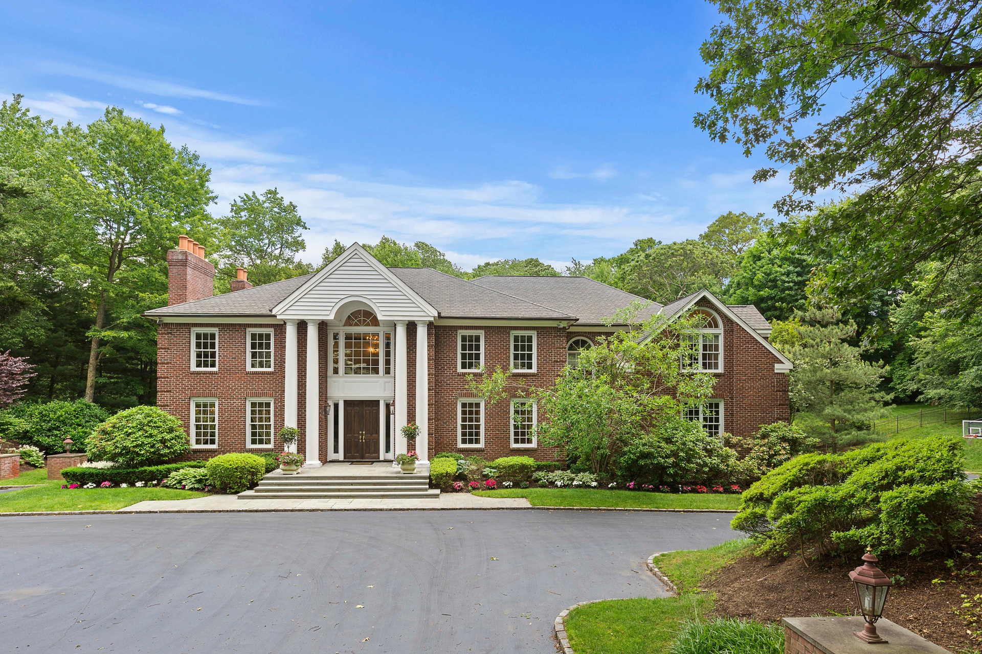 5 Evans Dr, Brookville, Glen Head, NY, 11545 Nest Seekers Nest Seekers