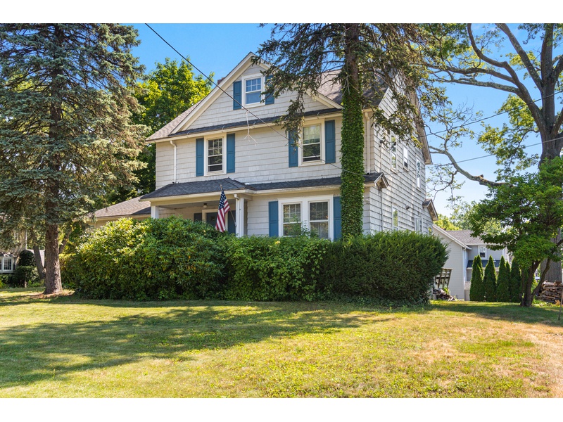 39 Riverside Ave, Greenwich, CT, 06878 4 BR for sale, Residential