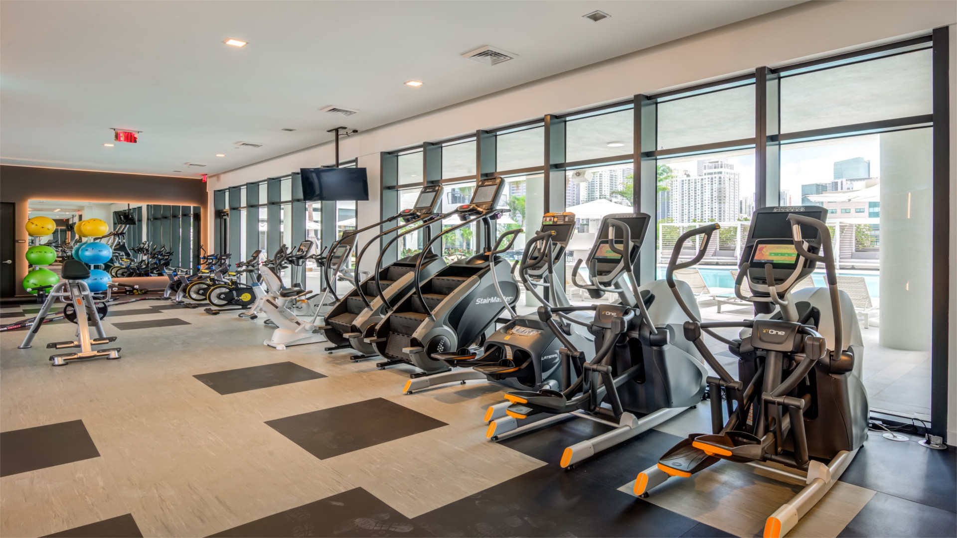 698 NE 1st Ave, Miami, FL, 33132 2 BR for rent, Apartment rentals Nest Seekers