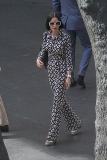 The best Lily Collins feet pictures 🤩