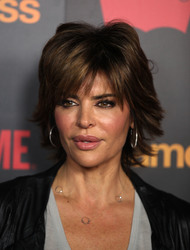 Lisa Rinna - Nude Celebrities Forum | FamousBoard.com - Page 3
