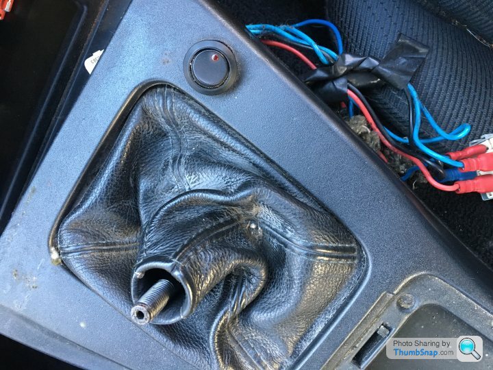 Rear Fog Light Not Working, Wiring Seems A Bit Odd - Page 1 - Mazda Mx5/Roadster/Miata - Pistonheads Uk