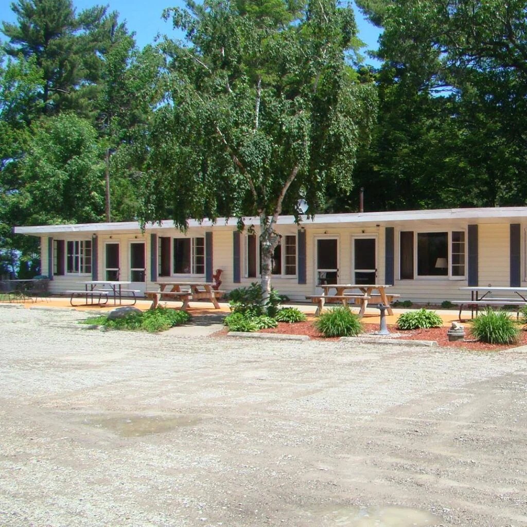 4 Overlooked Yet TopRanked Places To Stay Near Caseville Michigan