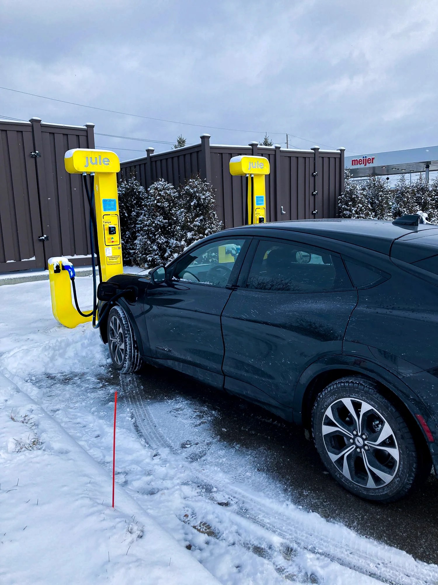 EV Charging Stations For Hybrid & Electric Vehicles Coming To Michigan