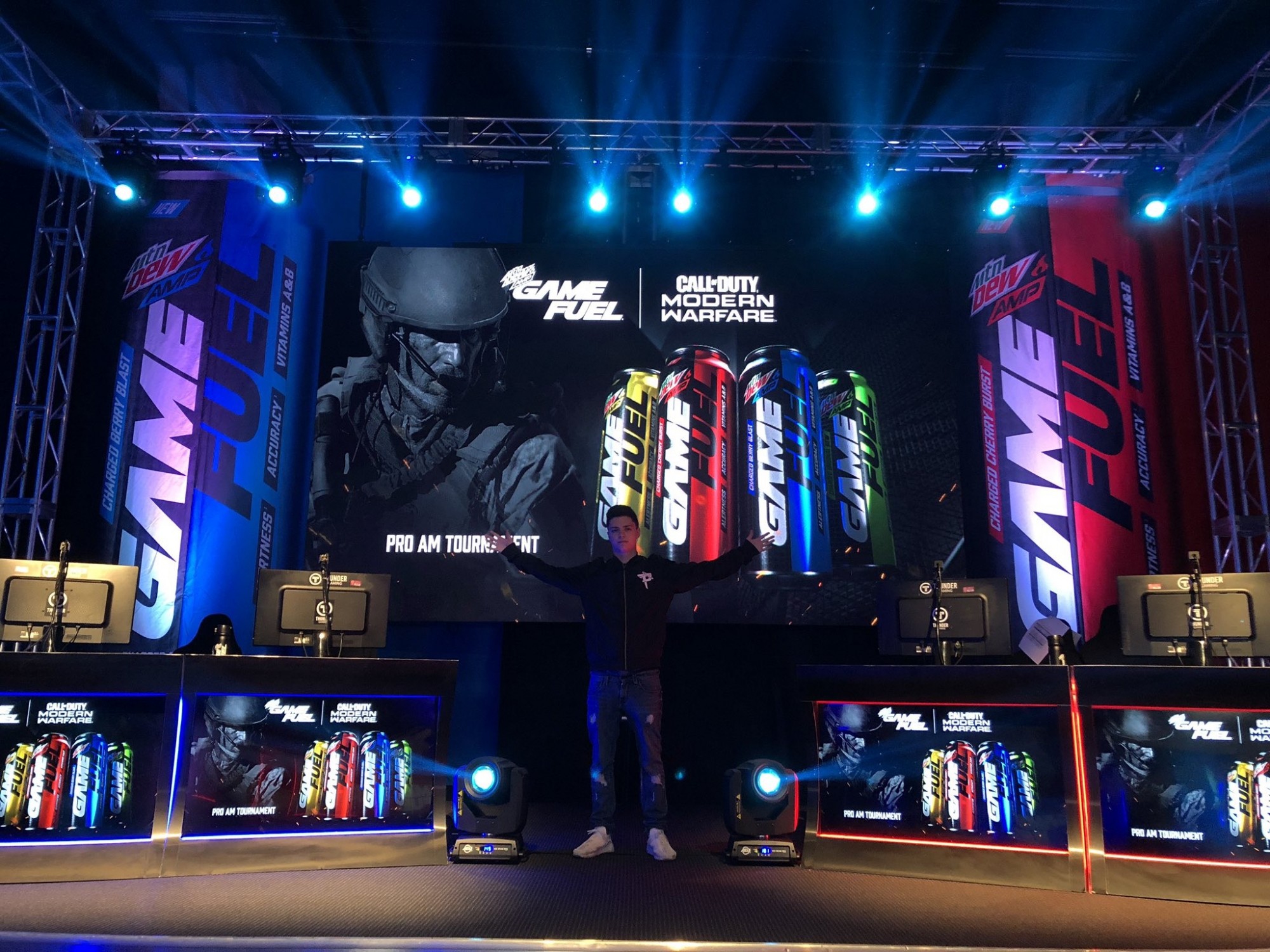 Call of Duty Modern Warfare Event Raises 35K for Charity in Revamped