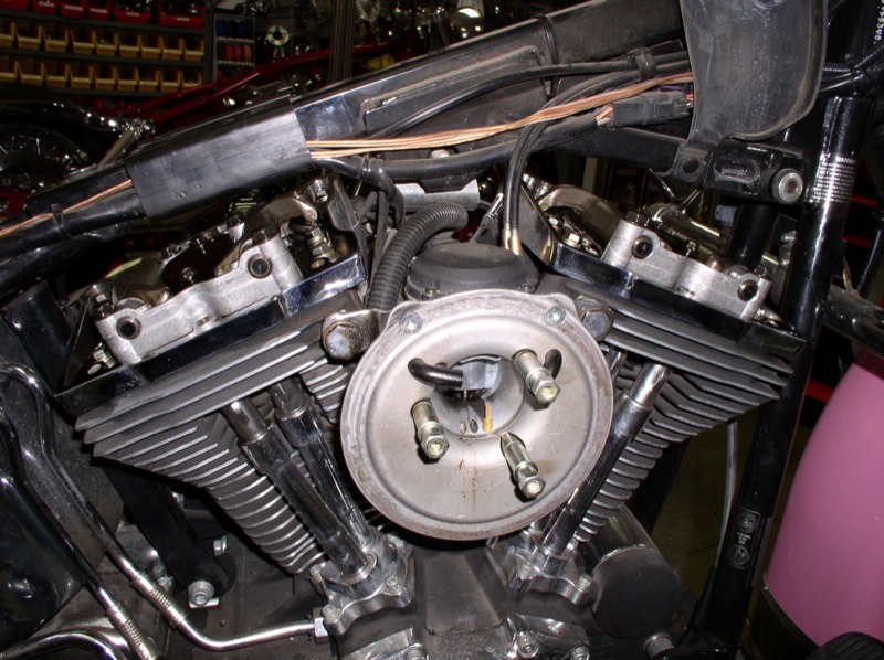 Screamin' Eagle Hybrid Cam Plate and High Volume Oil Pump Kit install Thunder Press