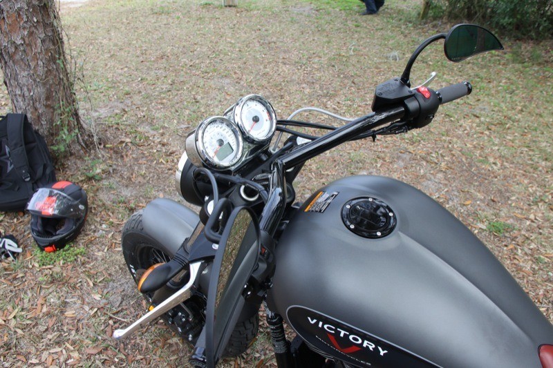 2015 Victory Gunner handlebars Thunderpress