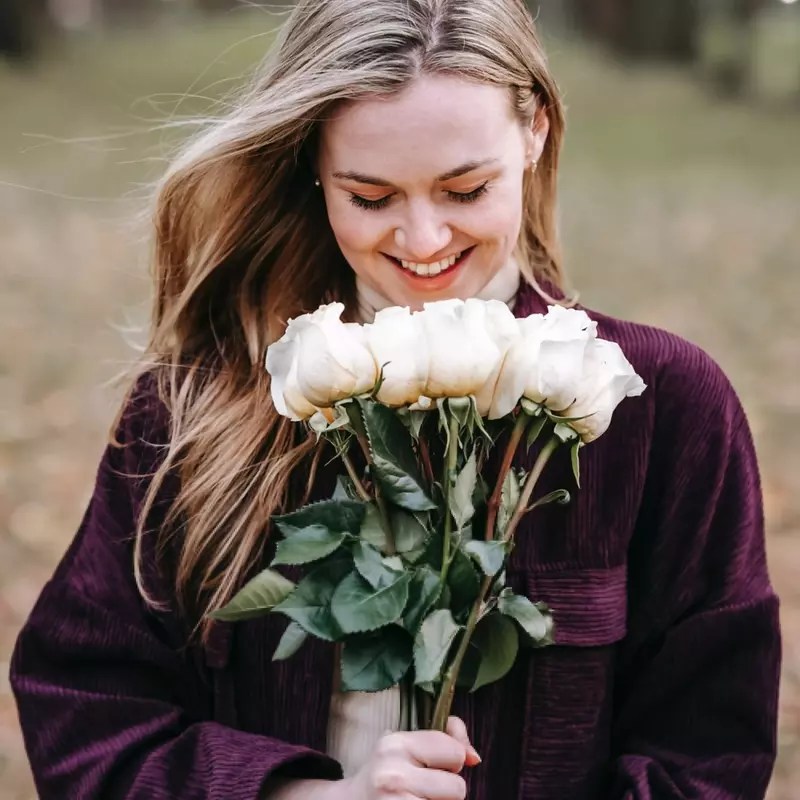 Flowers in the Bible 10 Significant Varieties and Their Meanings Article on Thursd