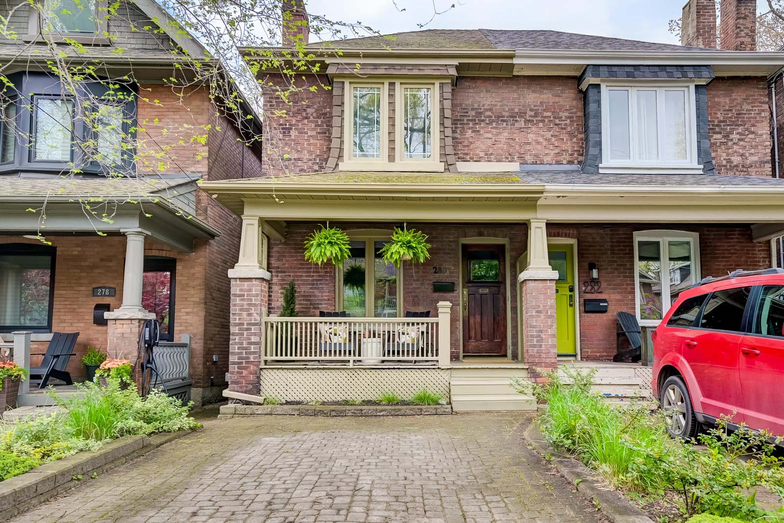 Thurston Olsen Real Estate Leslieville Toronto RE/MAX Hallmark Realty
