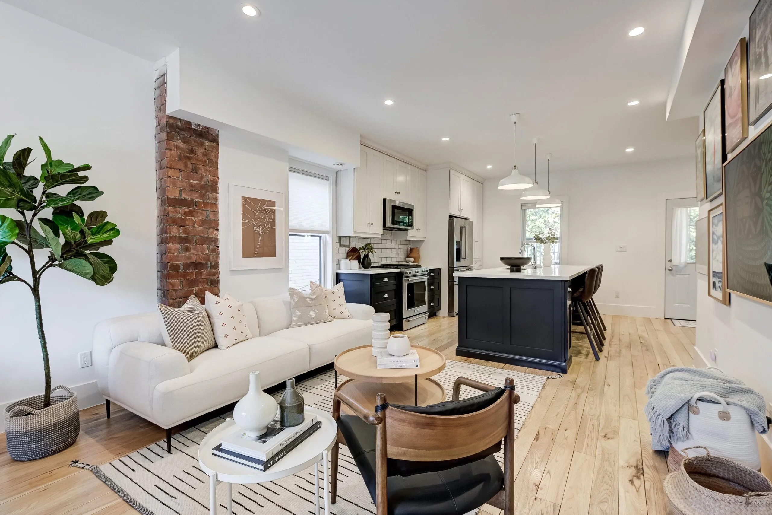 RECORD SALE!* 58 Myrtle Avenue Thurston Olsen Real Estate Group