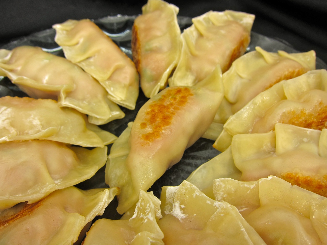 Kitchen furniture stores in dubai, how to cook pot stickers without oil