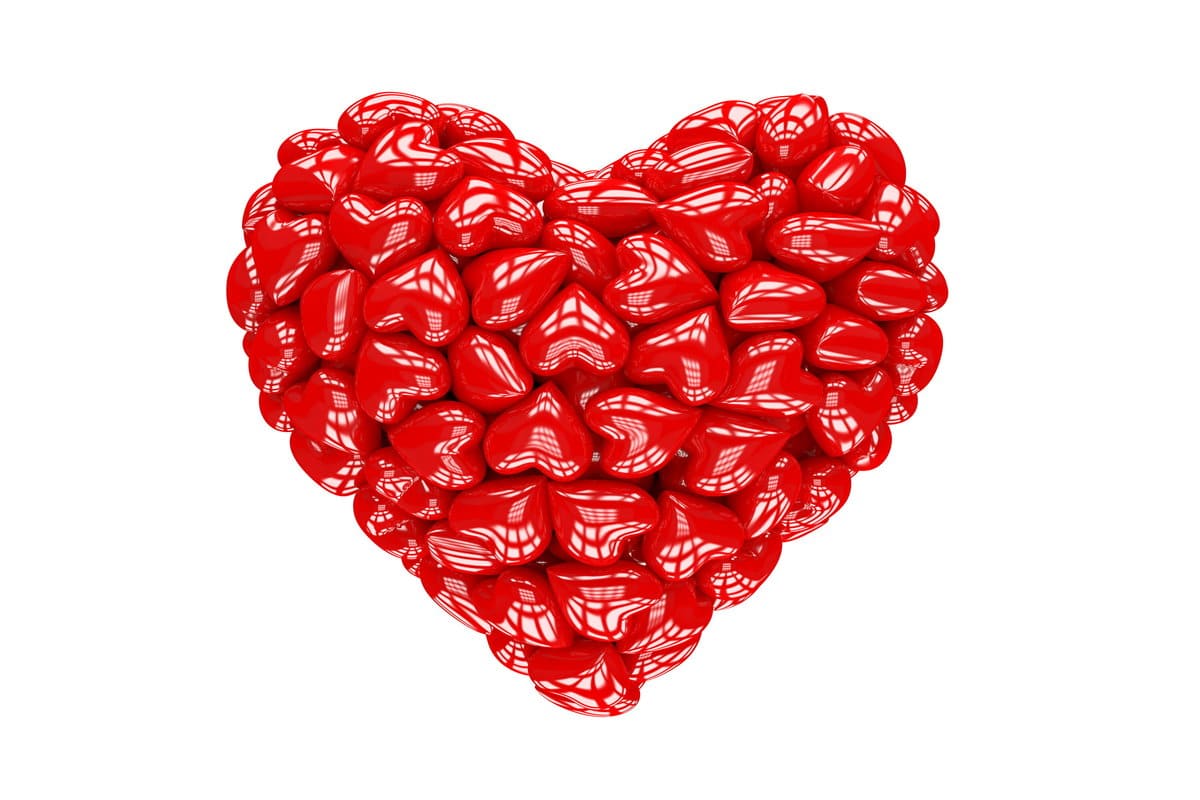 нарисованное сердце на прозрачном фоне