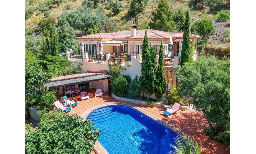 3 slaapkamers, 3 badkamers, airconditioning, internet, vaatwasser en. 2,8 miljoen gasten in 2020. Bucket List Verblijf in een Villa in Malaga met Zwembad! TicketSpy