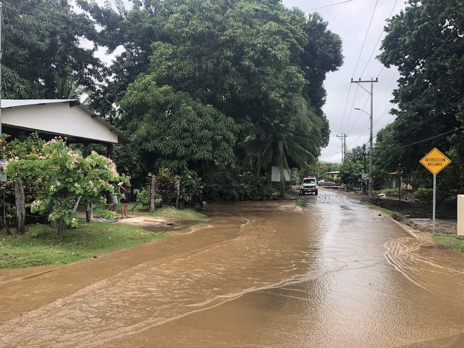 Continued rainfall causes flooding in northern Costa Rica
