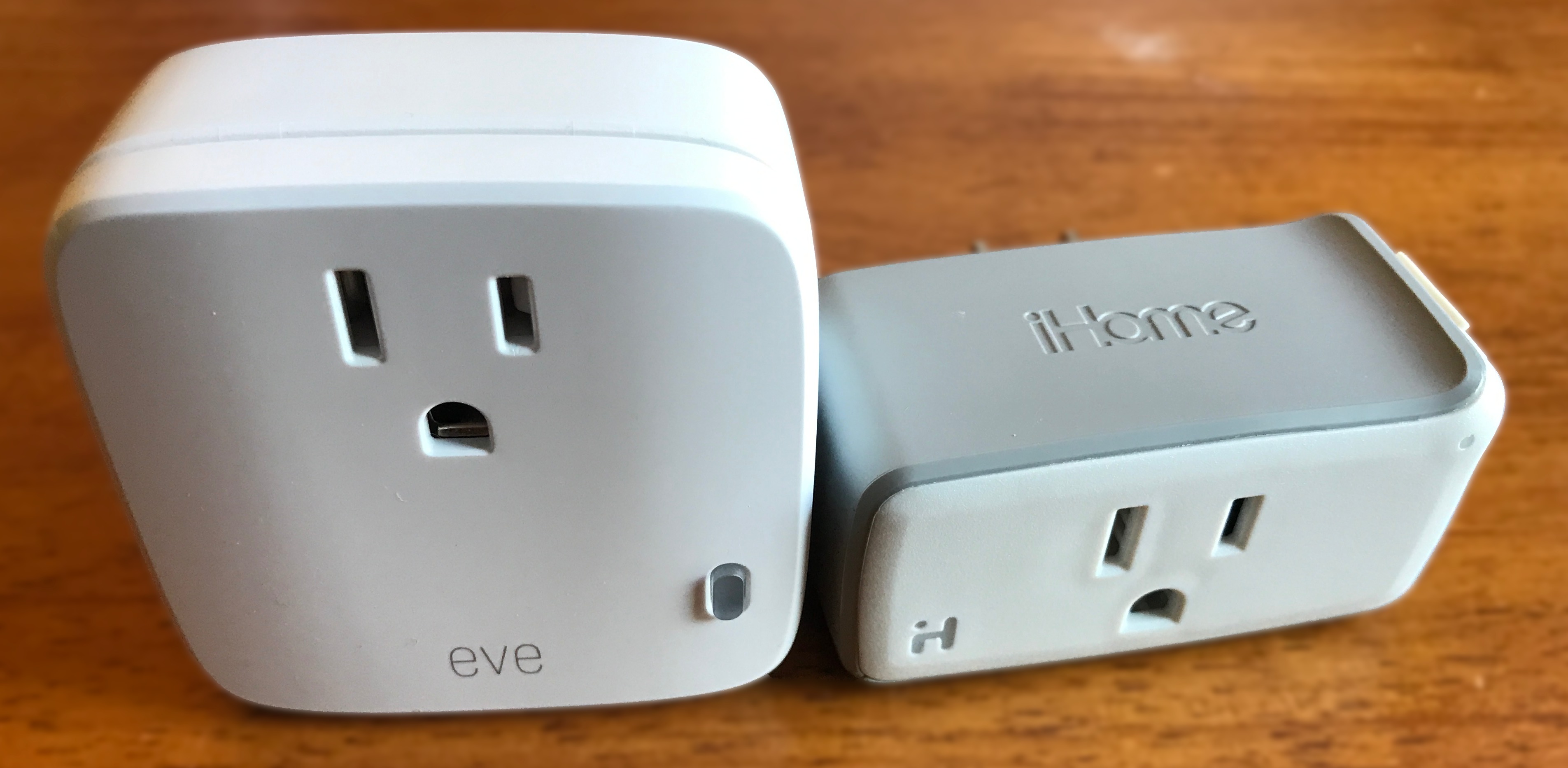 A Prairie HomeKit Companion Two Smart Outlets TidBITS