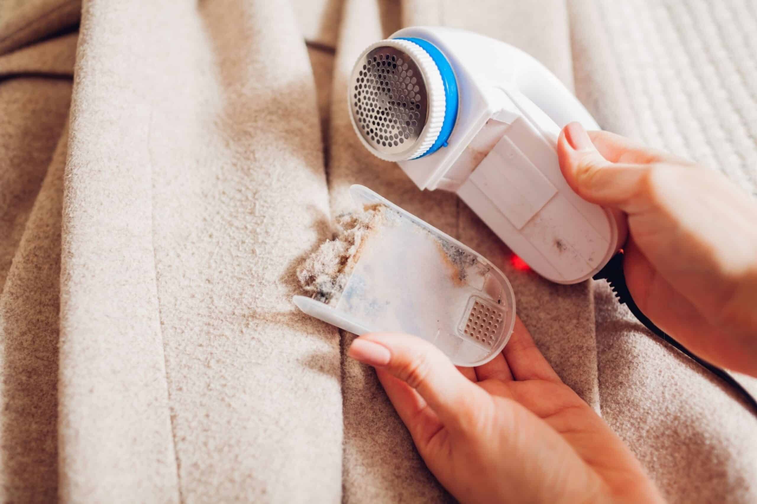 7 Ways to Remove Lint From Your Clothes TidyHere