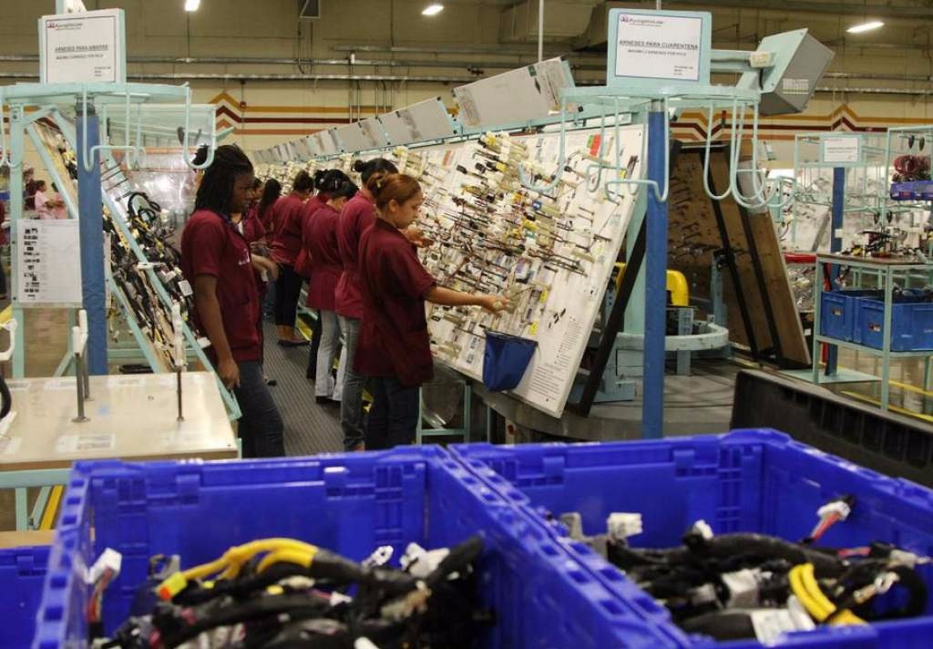 Maquila Lear Kyungshin incumple salario mínimo a sus empleados