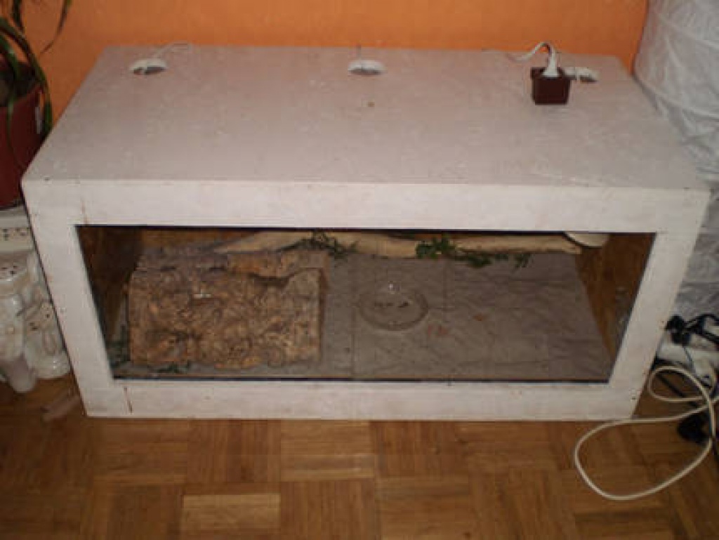 Holz Terrarium 100 x 50 x 50 cm aus OSB Terra Agamen