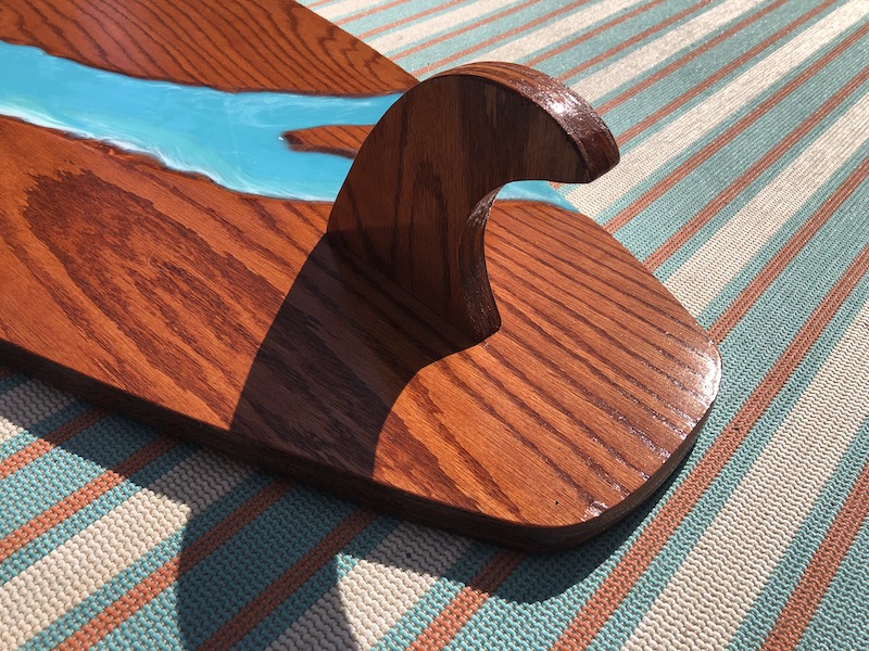 » Huge Surfboard Carving