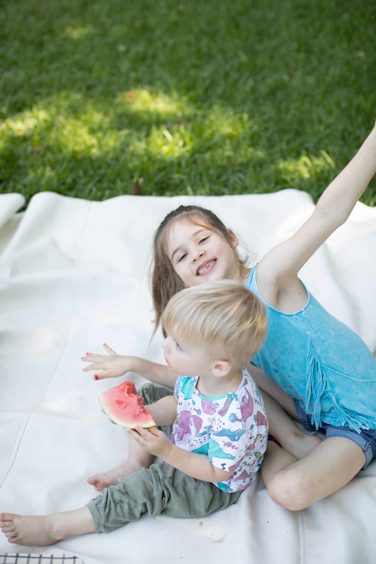 When life gives you watermelon… Tiffani Thiessen