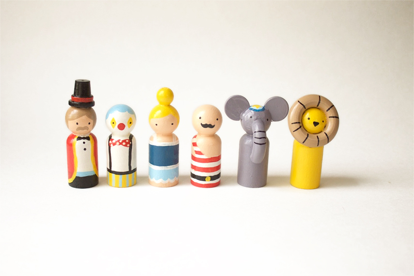 Circus Peggies small wooden circus toys