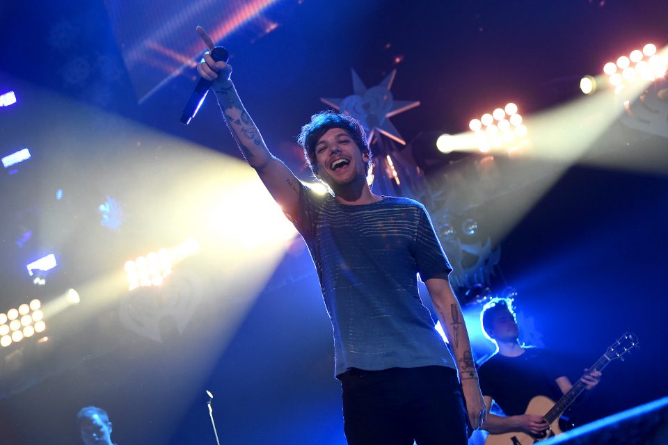 Quiz Do You Know the Lyrics to Louis Tomlinson's 'Just Hold On