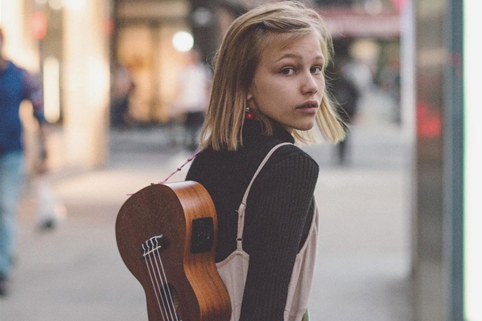 Grace VanderWaal Undergoes a Dramatic Transformation! TigerBeat