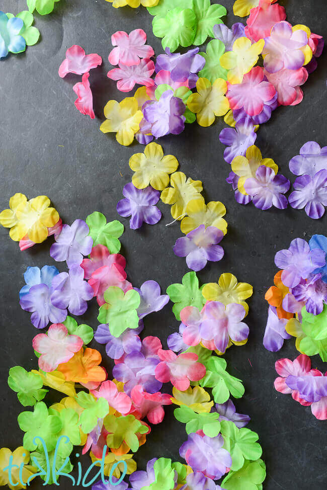 Candy Hawaiian Lei Tutorial