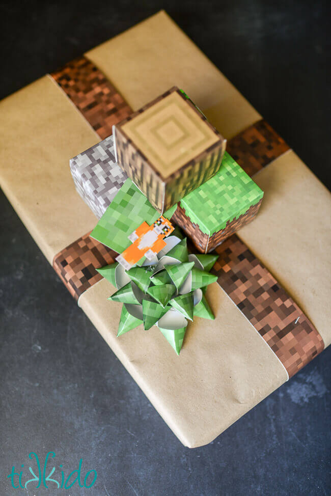 Minecraft Gift Wrapping Tutorial