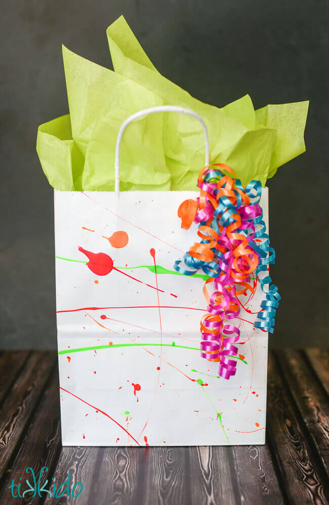 Neon Splatter Paint Gift Wrap Tutorial Gift Wrapping Diy Gift My XXX