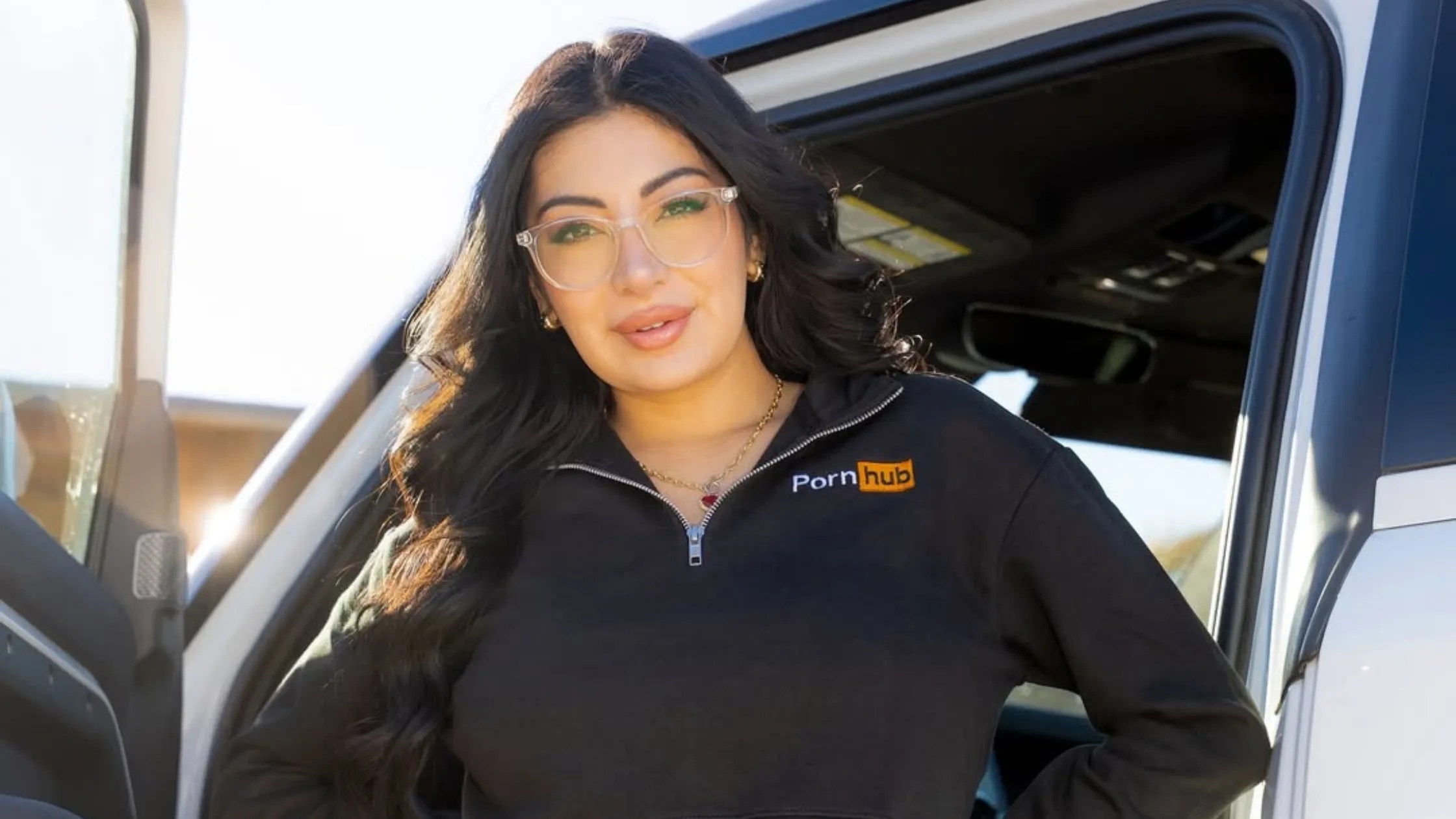 Cami Strella Wiki, Age, Height, Weight, Net Worth & More