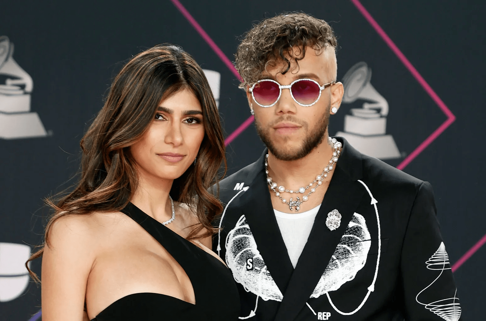 Mia Khalifa Dating History Tilt Magazine
