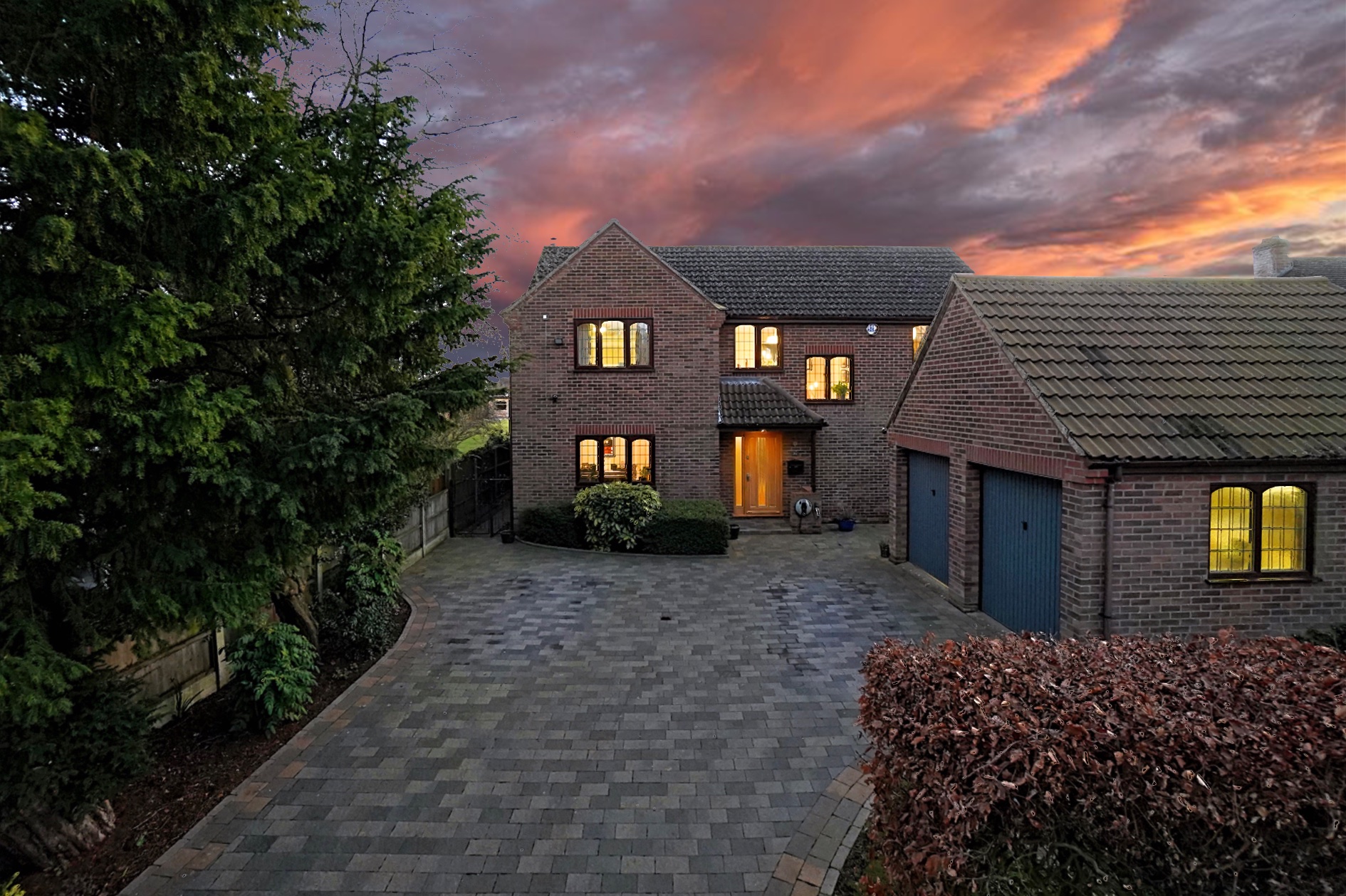 Church End • Biddenham • MK40 Tim Anderson Property