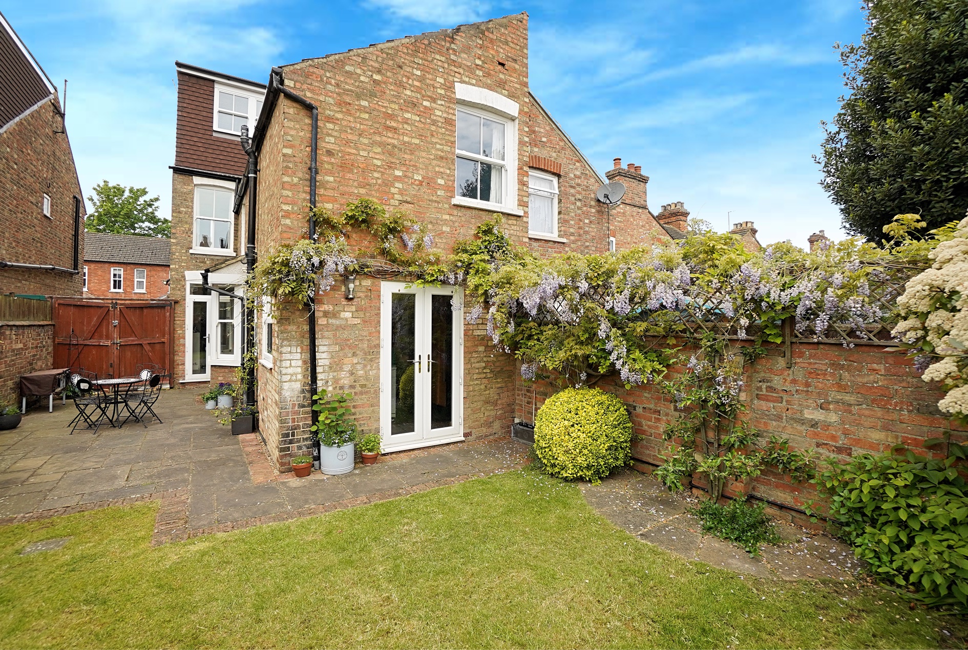 Tim Anderson Property Denmark Street • Castle Quarter • Bedford • MK40