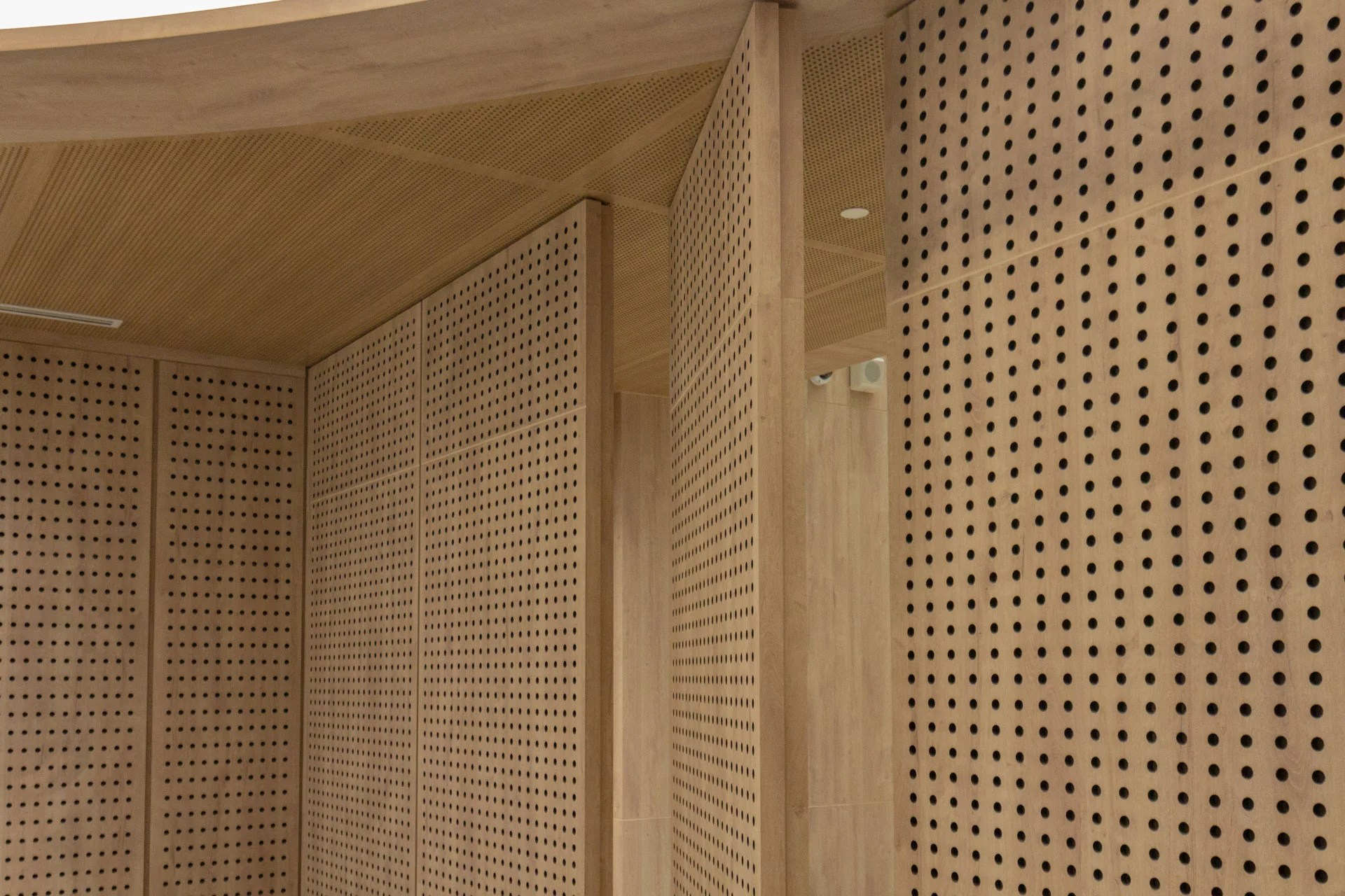 Understanding Timber Acoustic Panels: Types and Applications - Timberix