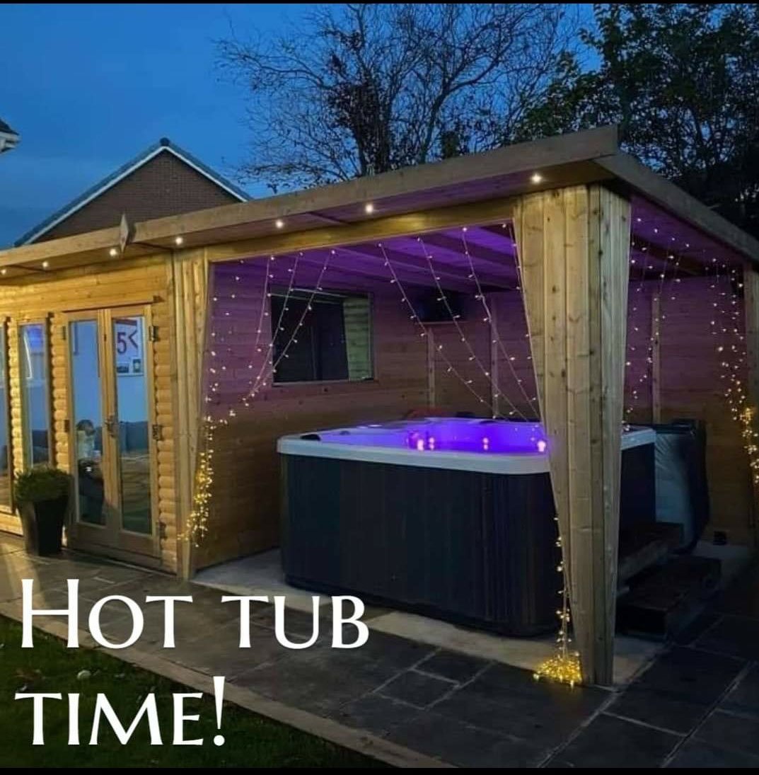 Contemporary Hot Tub Combi Timberland Sheds Direct