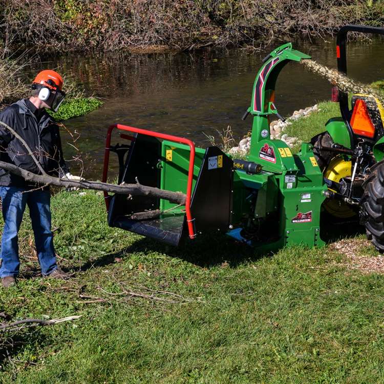 WALLENSTEIN BX52RI Wood Chipper Timberstar Tractor, Vernon BC
