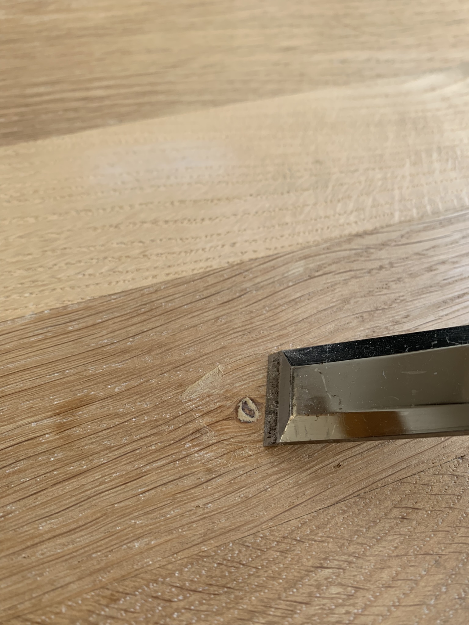 how to fill knots and imperfections in wood