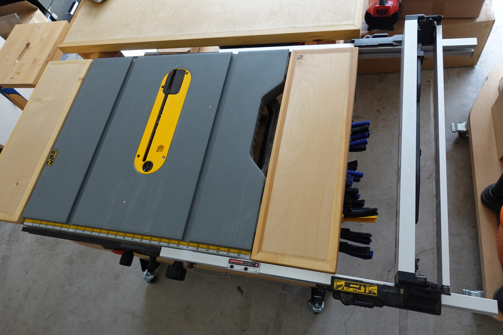 A Cut Above the Rest Dewalt 10 Inch Table Saw (DWE7491) Review