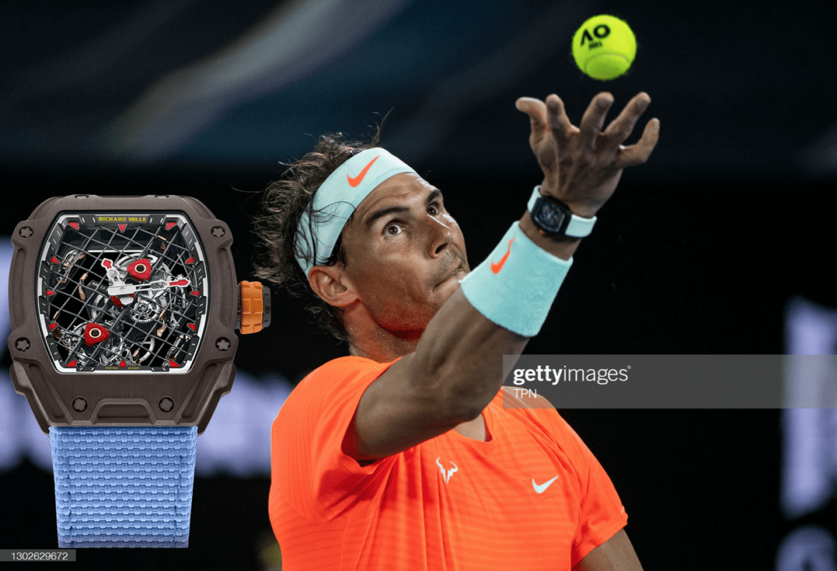 4 professional tennis players who wear their watches on court, and what