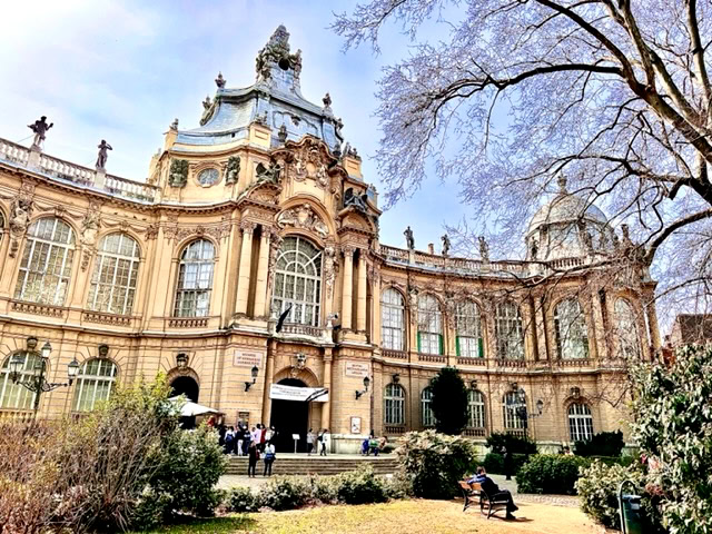 Vajdahunyad Castle Budapest | timelesstravelsteps.com